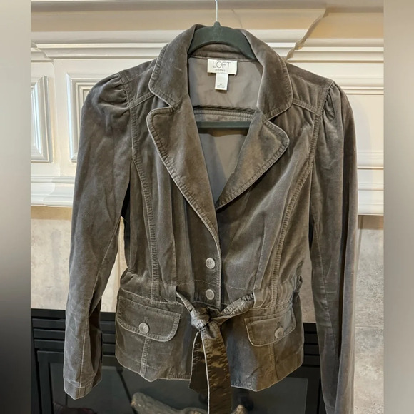 LOFT Jackets & Blazers - Ann Taylor LOFT Womens Jacket Size 6P Taupe Cotton Velveteen Belted Button Boho